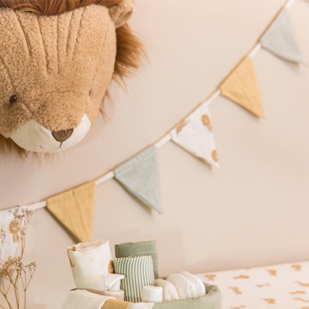 Wall Decoration Animal Head - Lion