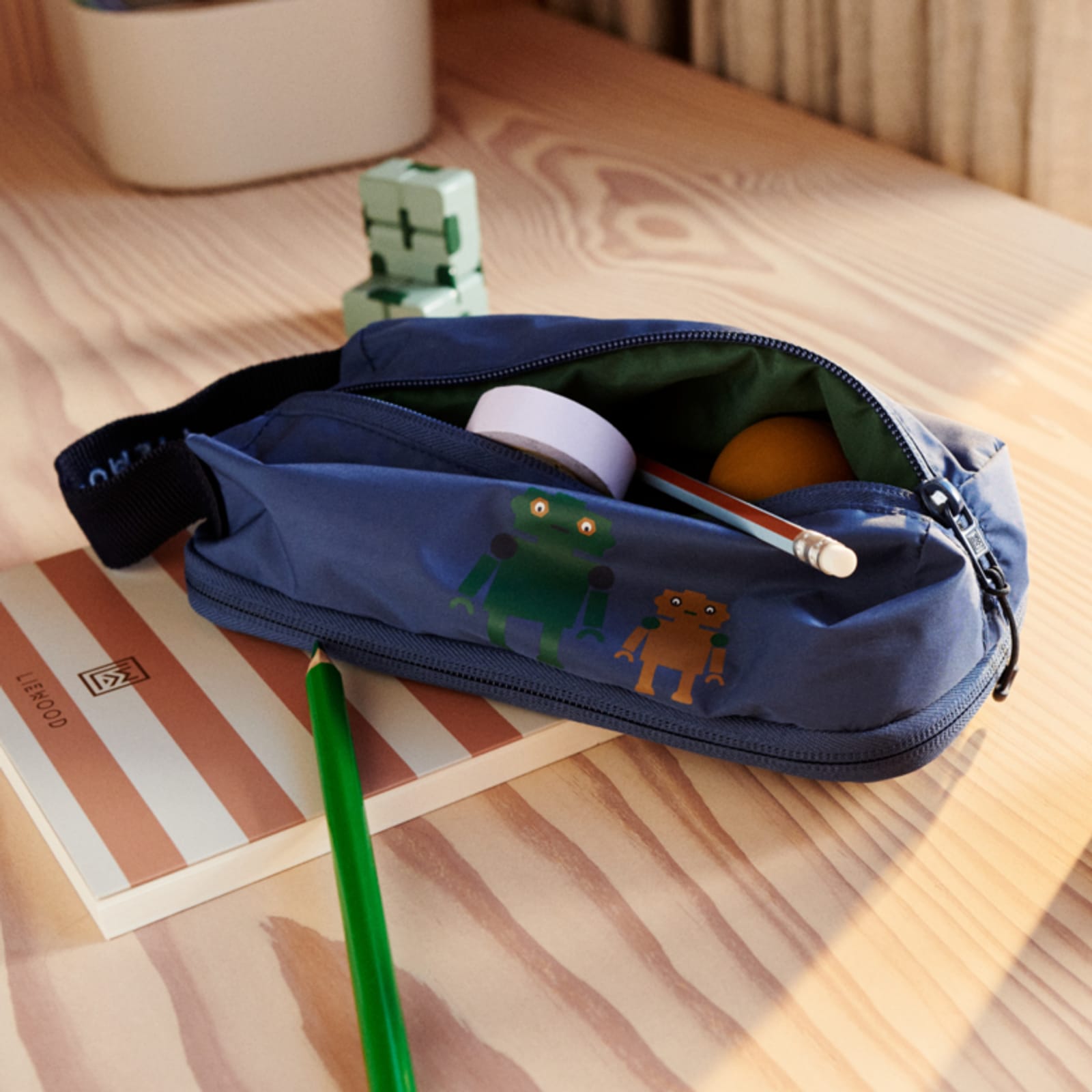 Melina Pencil Case Robots / Indigo Blue