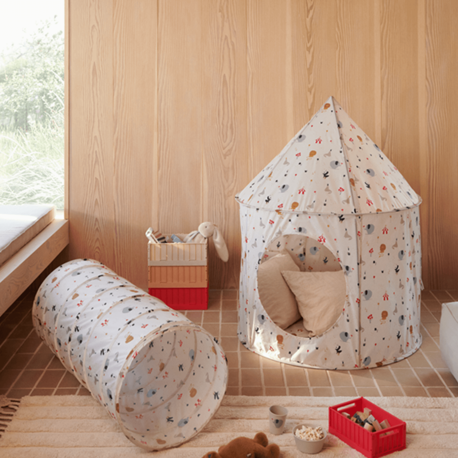 Oaks Pop Up Playtent - Circus Sandy