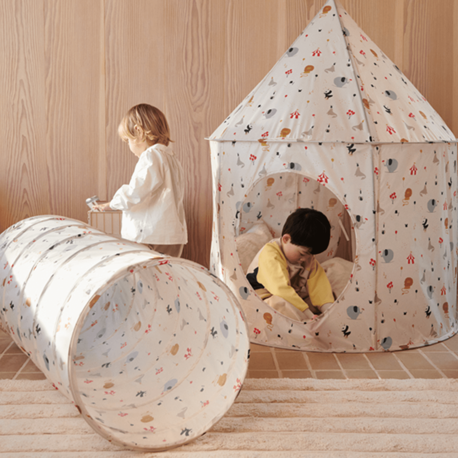 Emmanuel Pop Up Tunnel - Peach Sea Shell