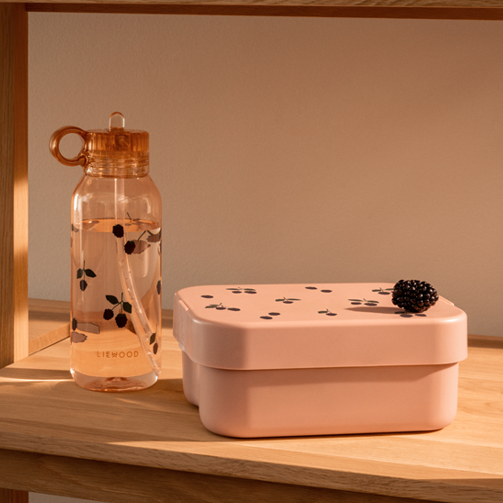 Chelsey Printed Lunchbox Set - Berry Pale Tuscany