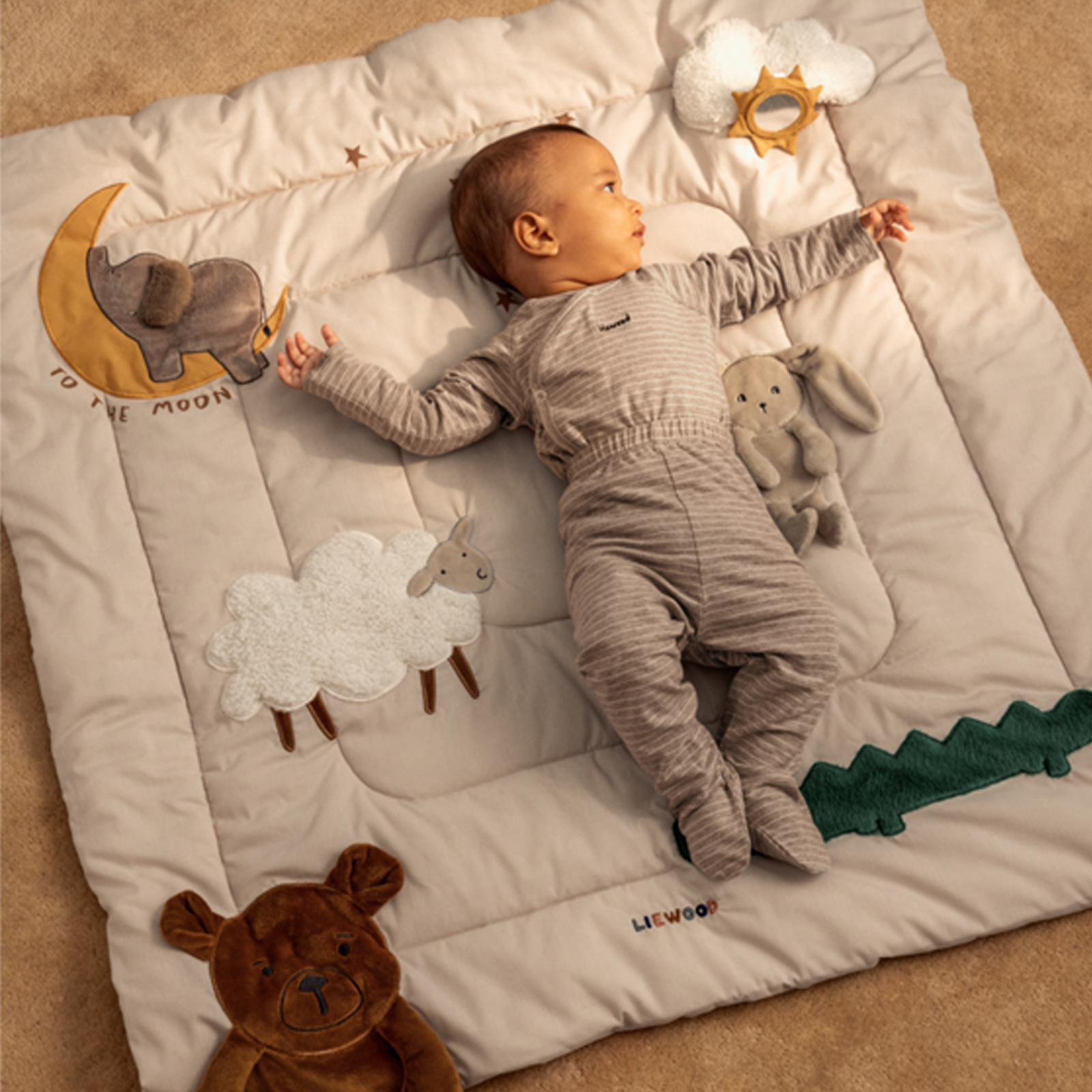 Bernet Classic Activity Blanket - Sandy Multi Mix