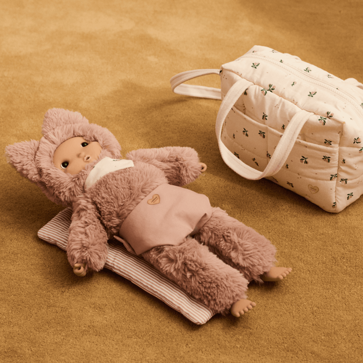 Neoma Doll Nursery Kit - Peach Pale Tuscany