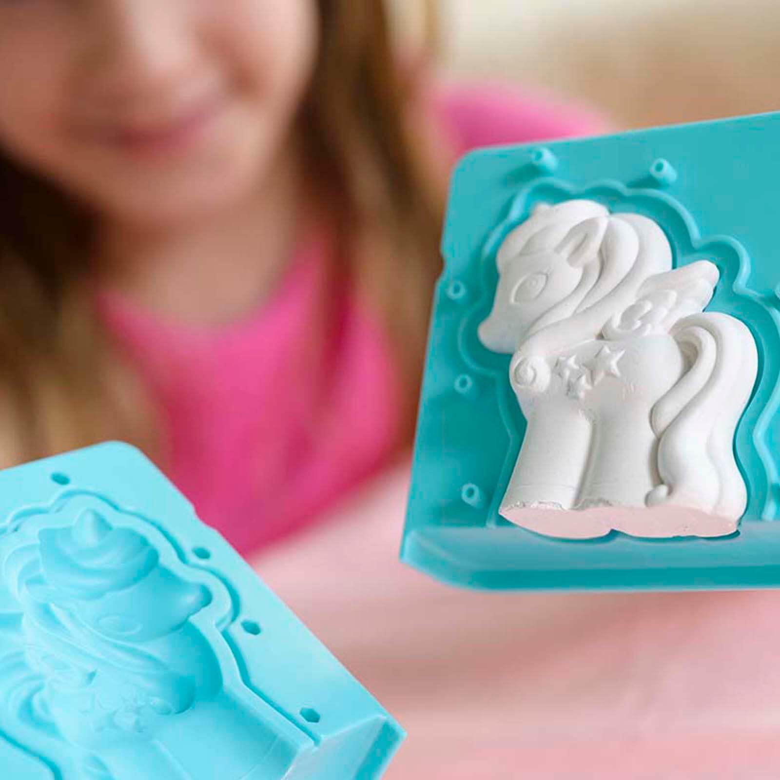 Mould and Paint - 3D Unicorns