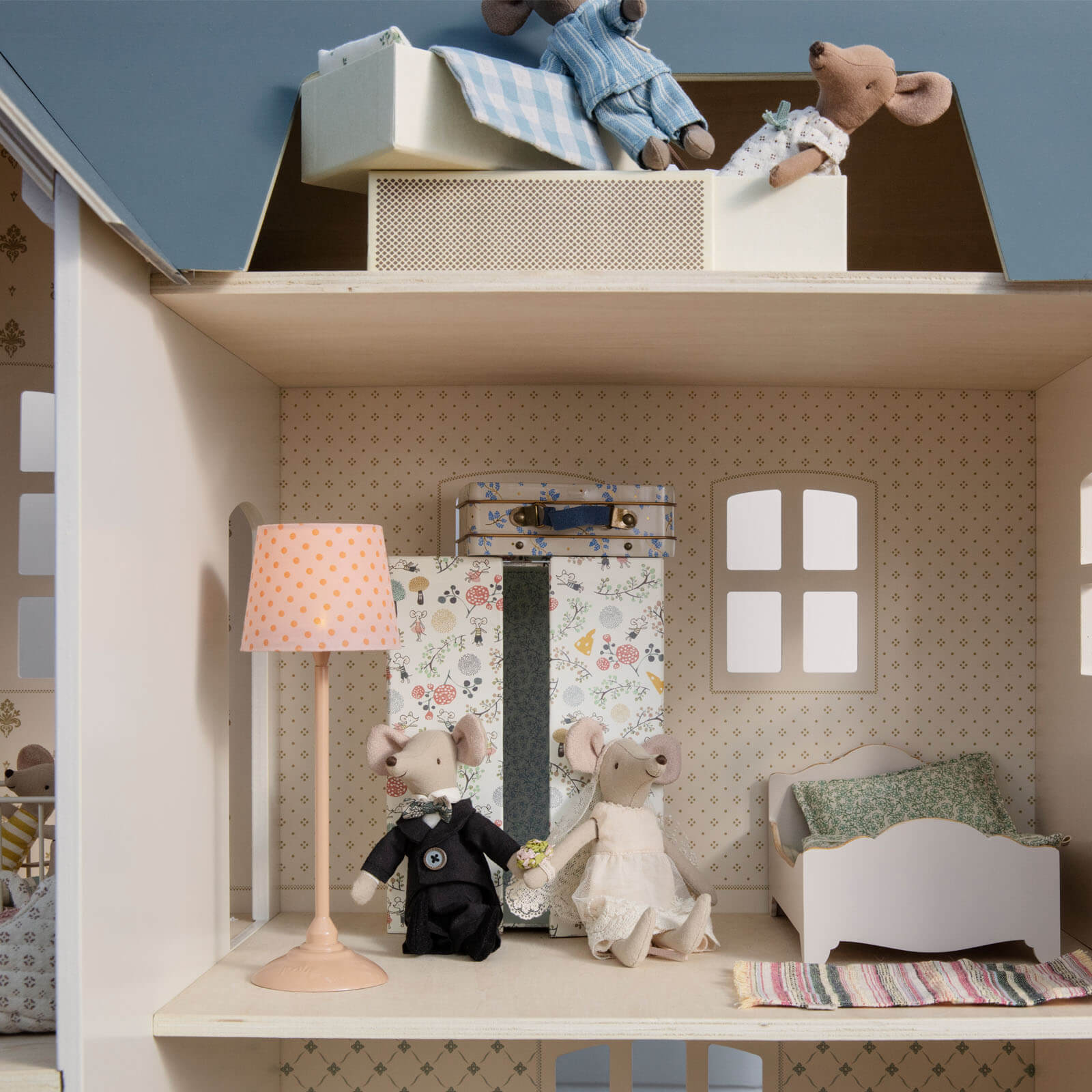 House Of Miniature - Doll House