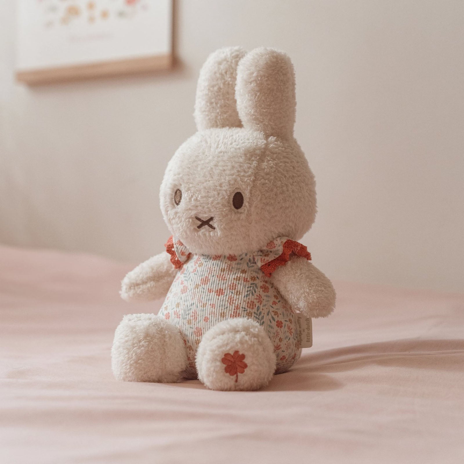 Miffy Cuddle Toy 20cm - Lucky Blossom