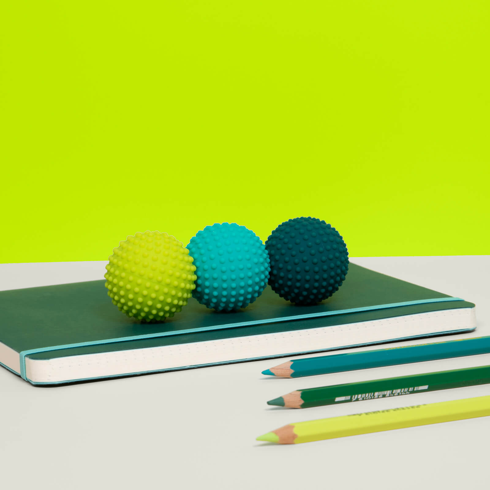 Odds 3 Pack - Green Dots