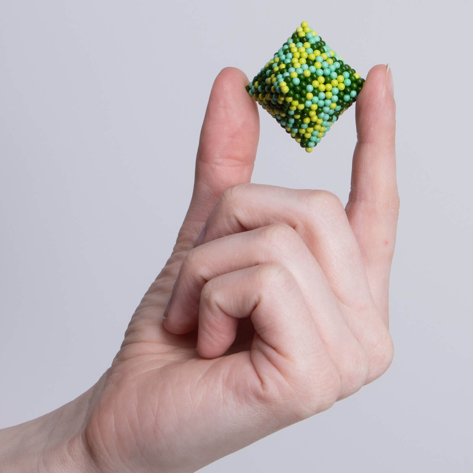 Mini Magnet Balls - Pixel Motherboard