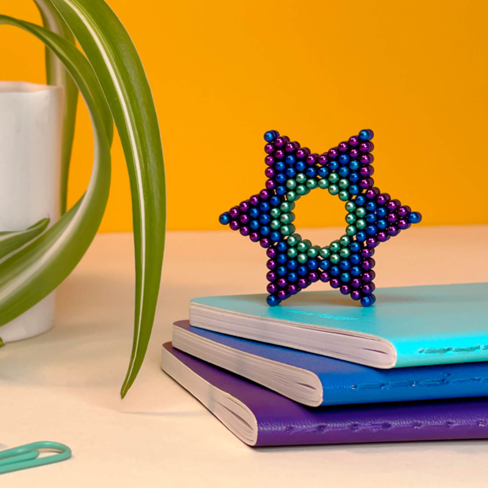 Mini Magnet Balls - Gradient Unwind