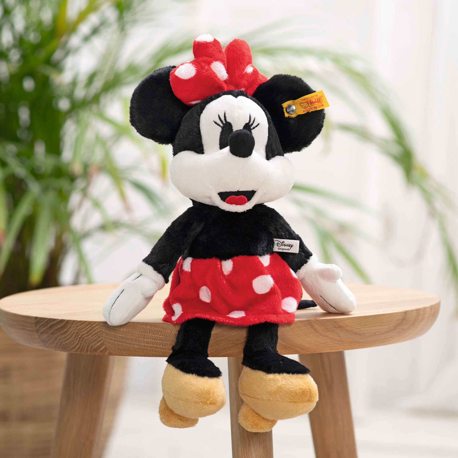 Disney Originals Minnie Mouse 31cm