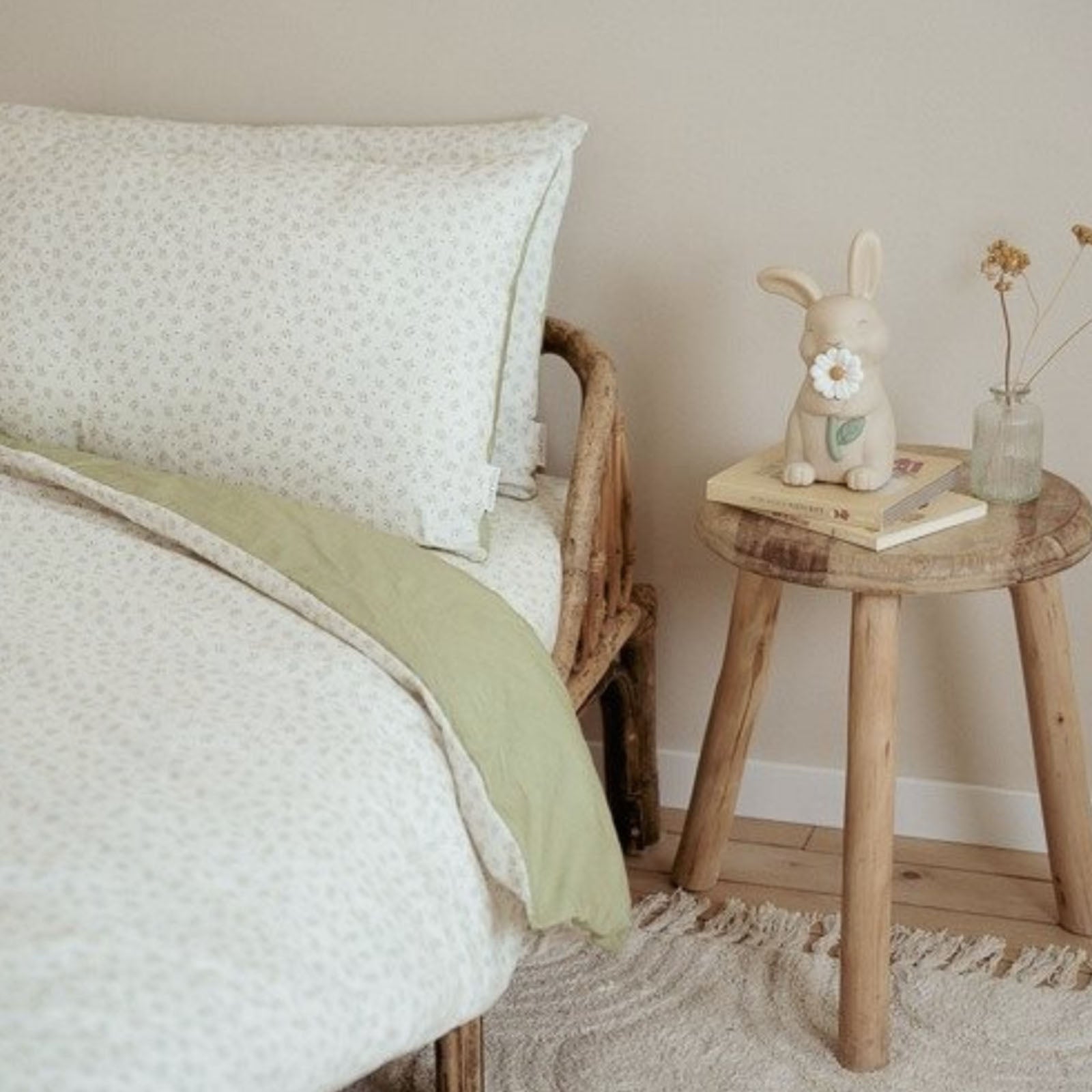 Cot Duvet Cover Set - Blueberry Leaves