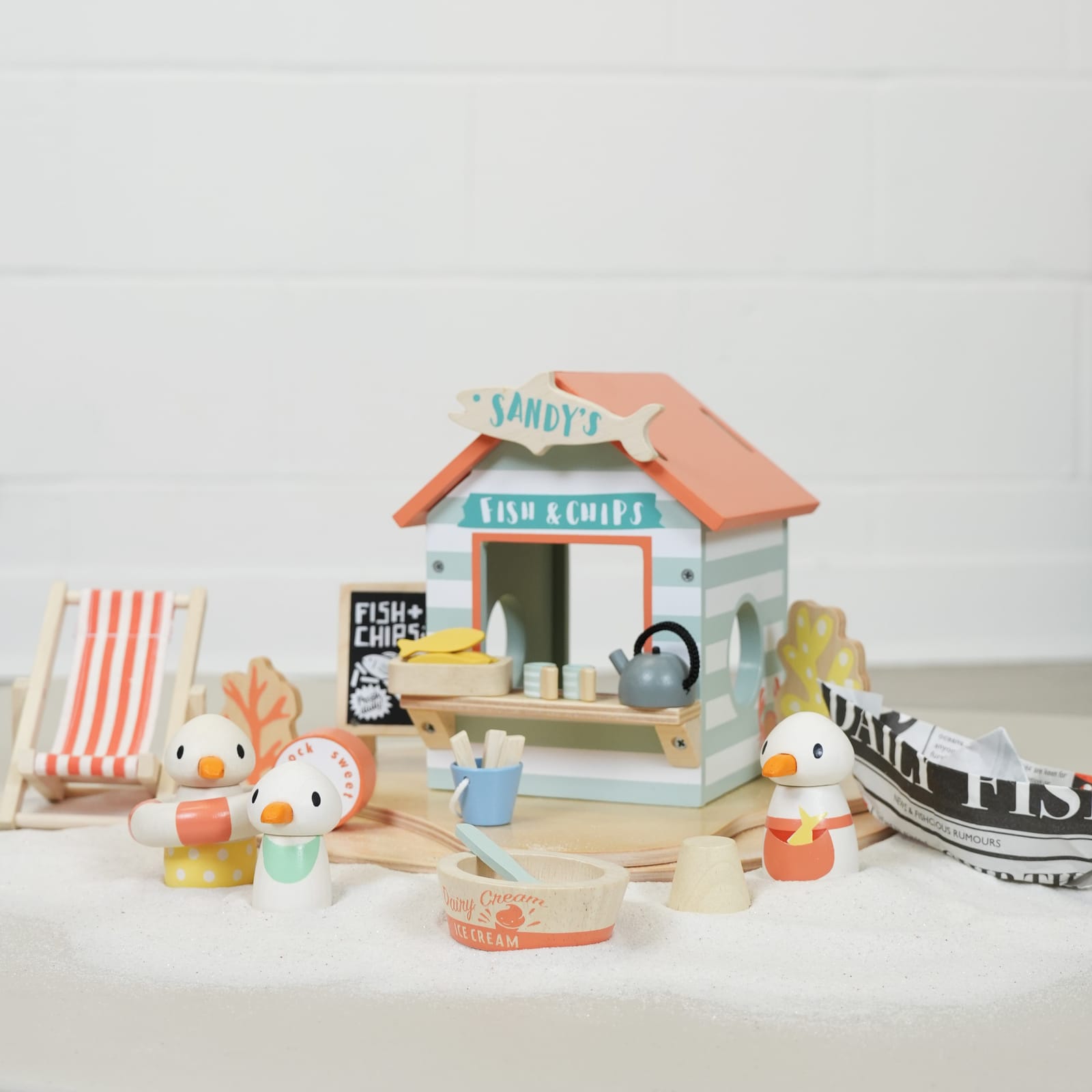 Sandys Beach Hut Play Set