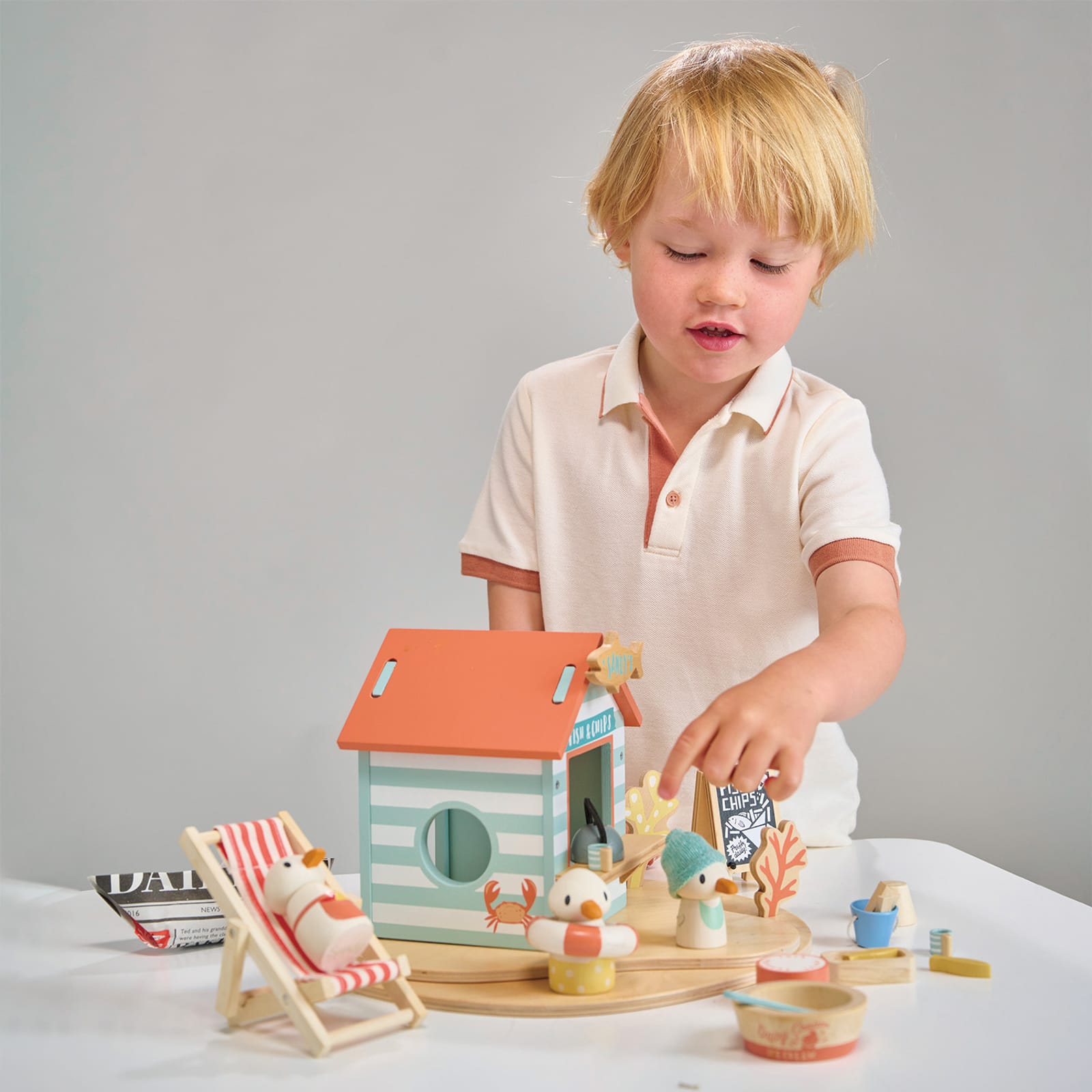 Sandys Beach Hut Play Set