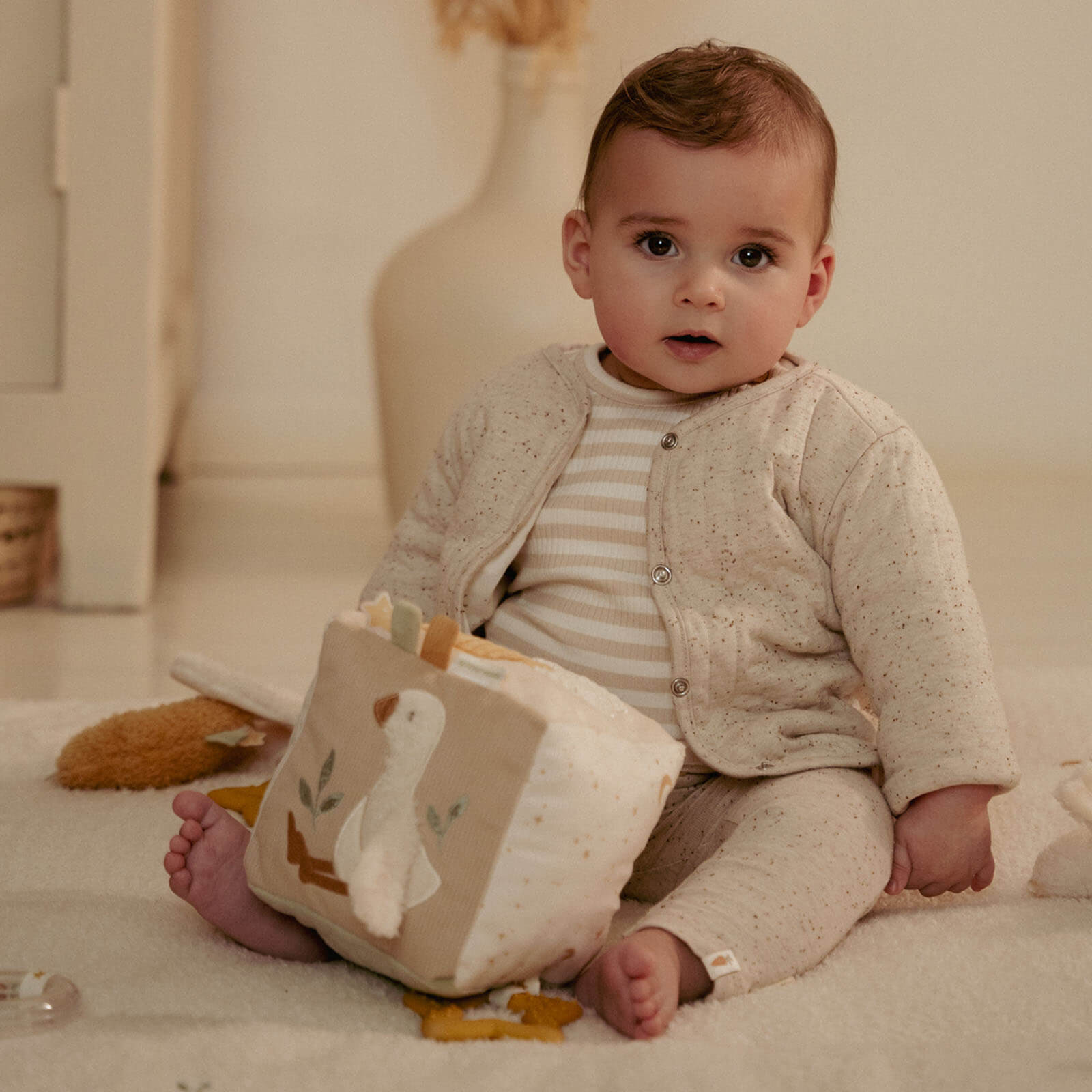 Soft Activity Cube - Newborn Naturals