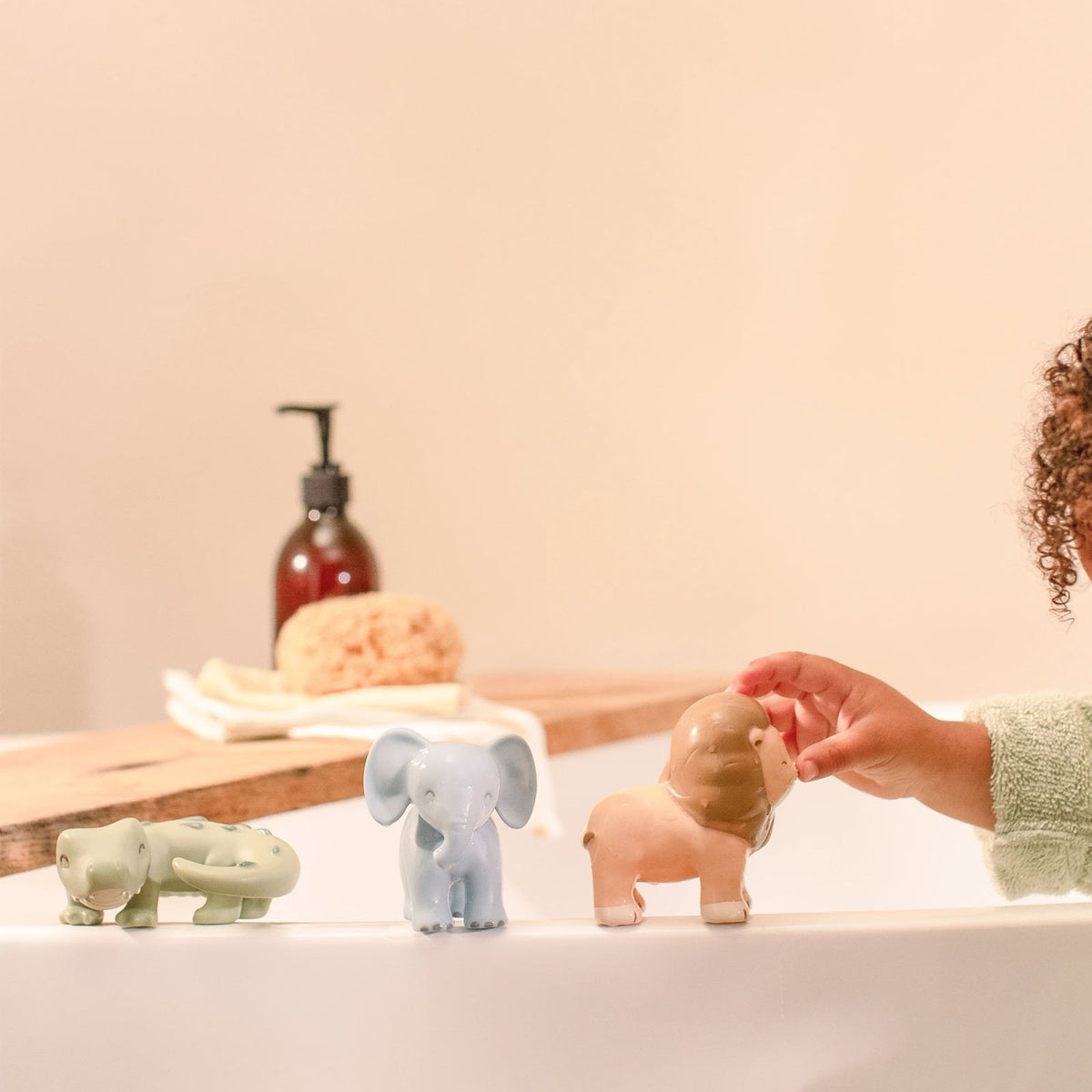 Bath Figures - Safari Friends