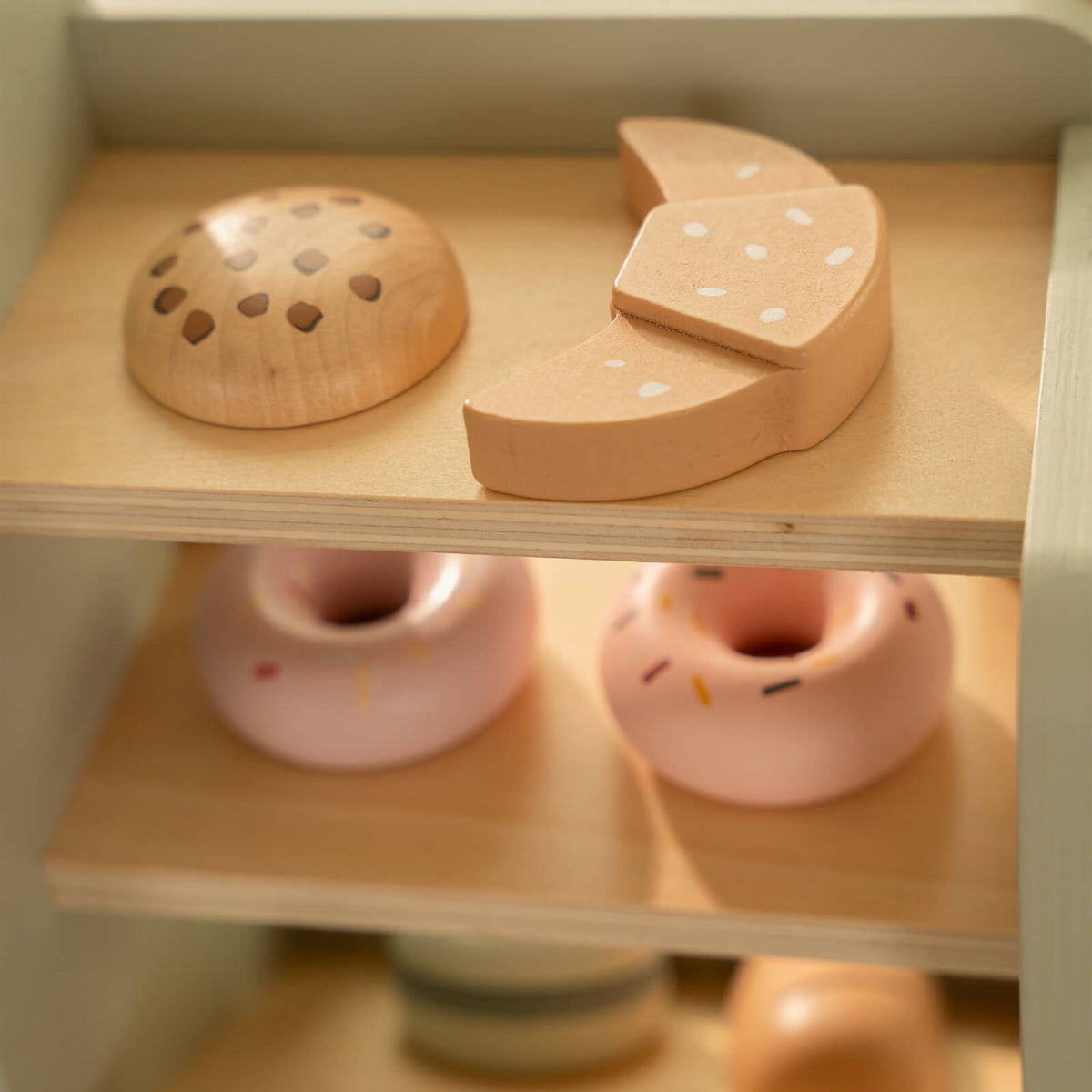 Wooden Coffee Shop Corner - 20 Pieces
