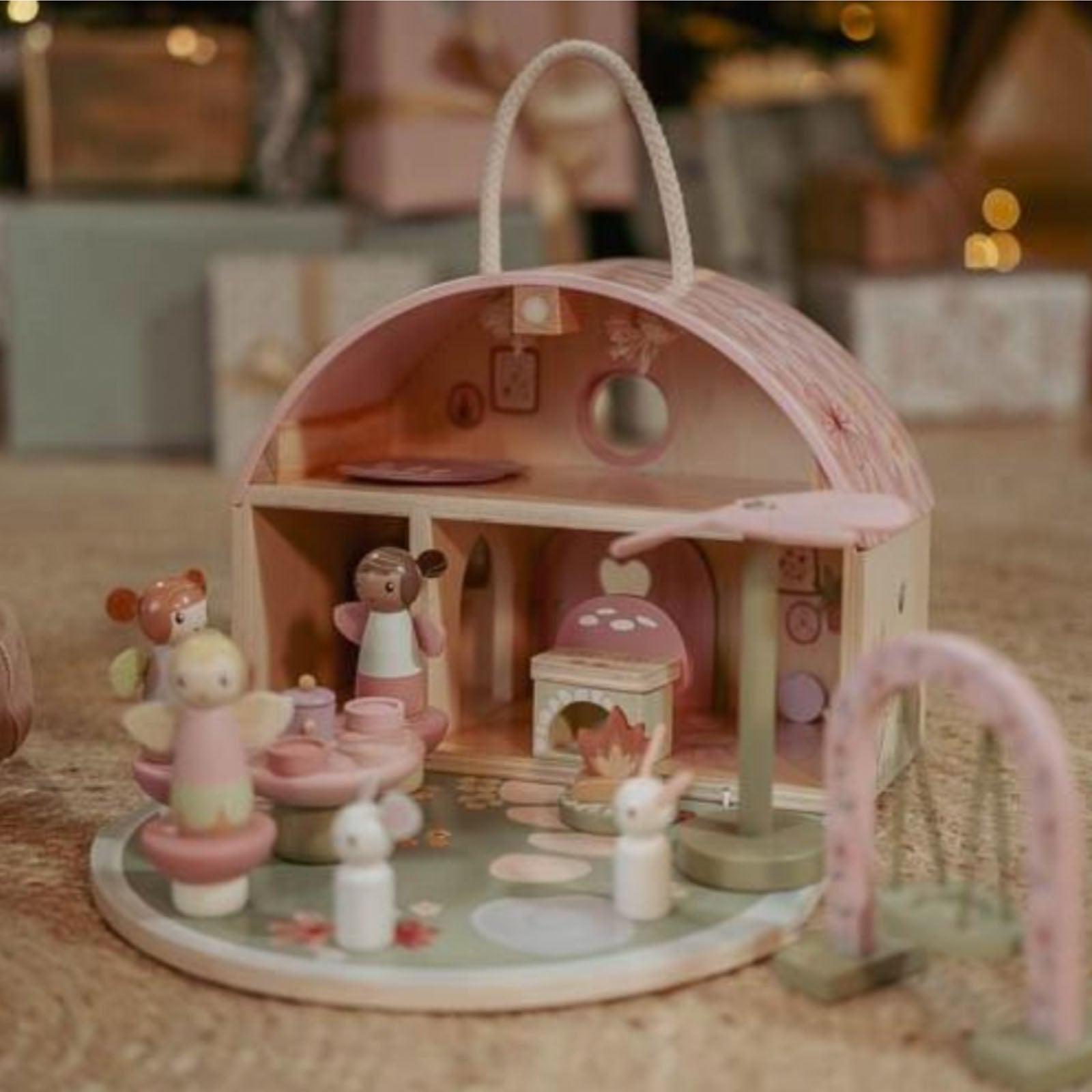 Dolls House and Accessories - Fairy Garden