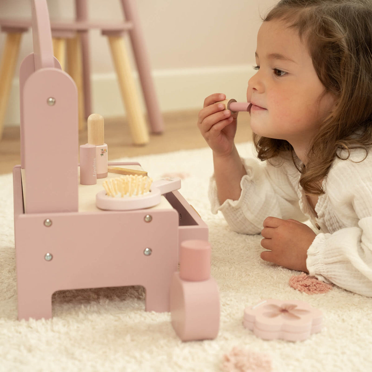 Vanity Table and 6 Accessories