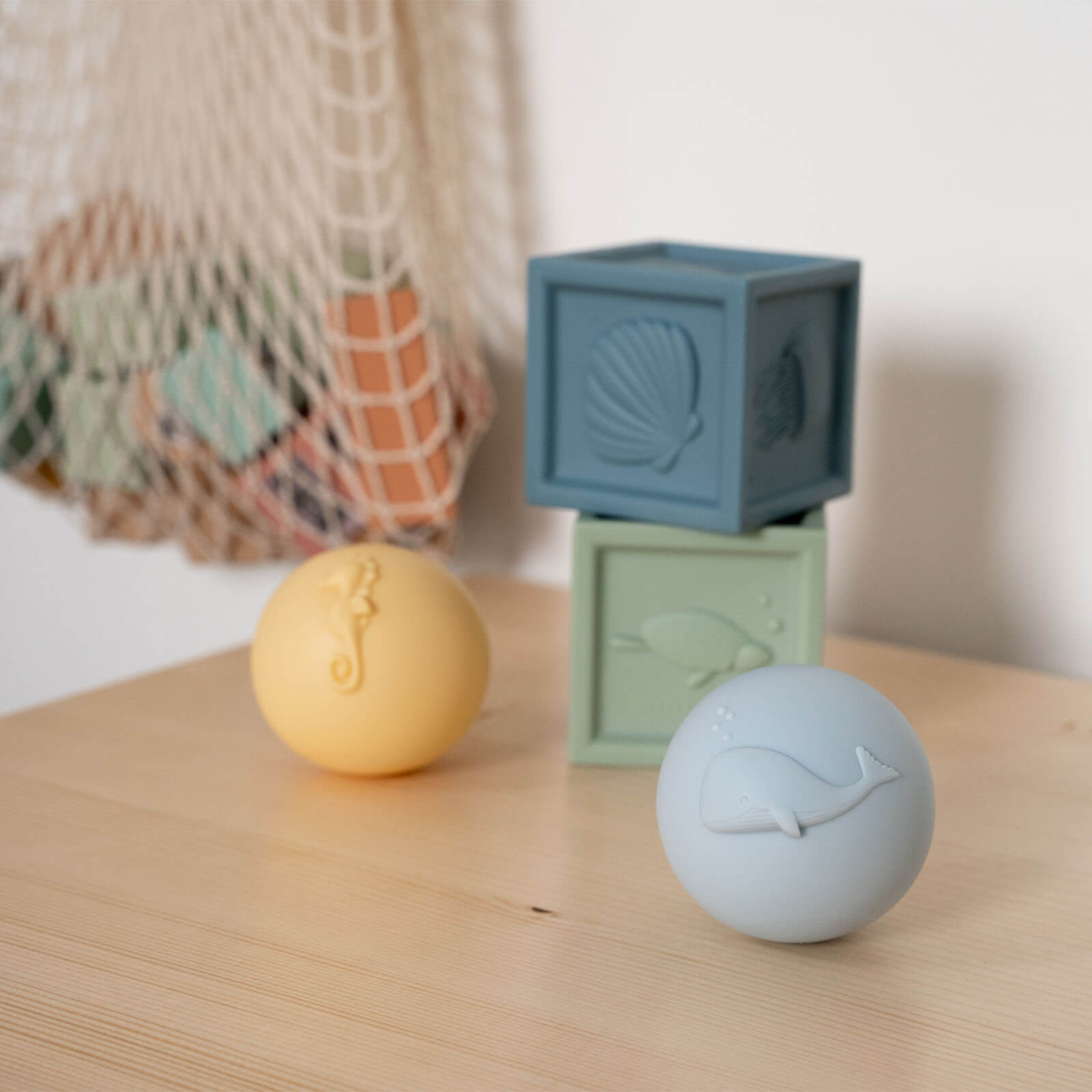 Ocean Cubes and Ball set