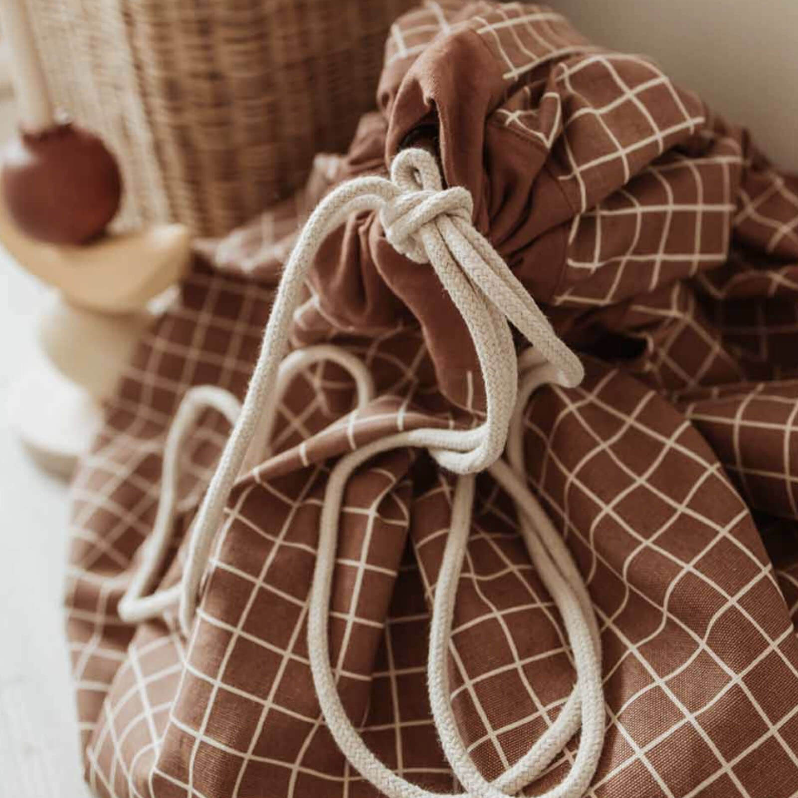 Organic Grid - Brown Baby Playmat / Storage Bag