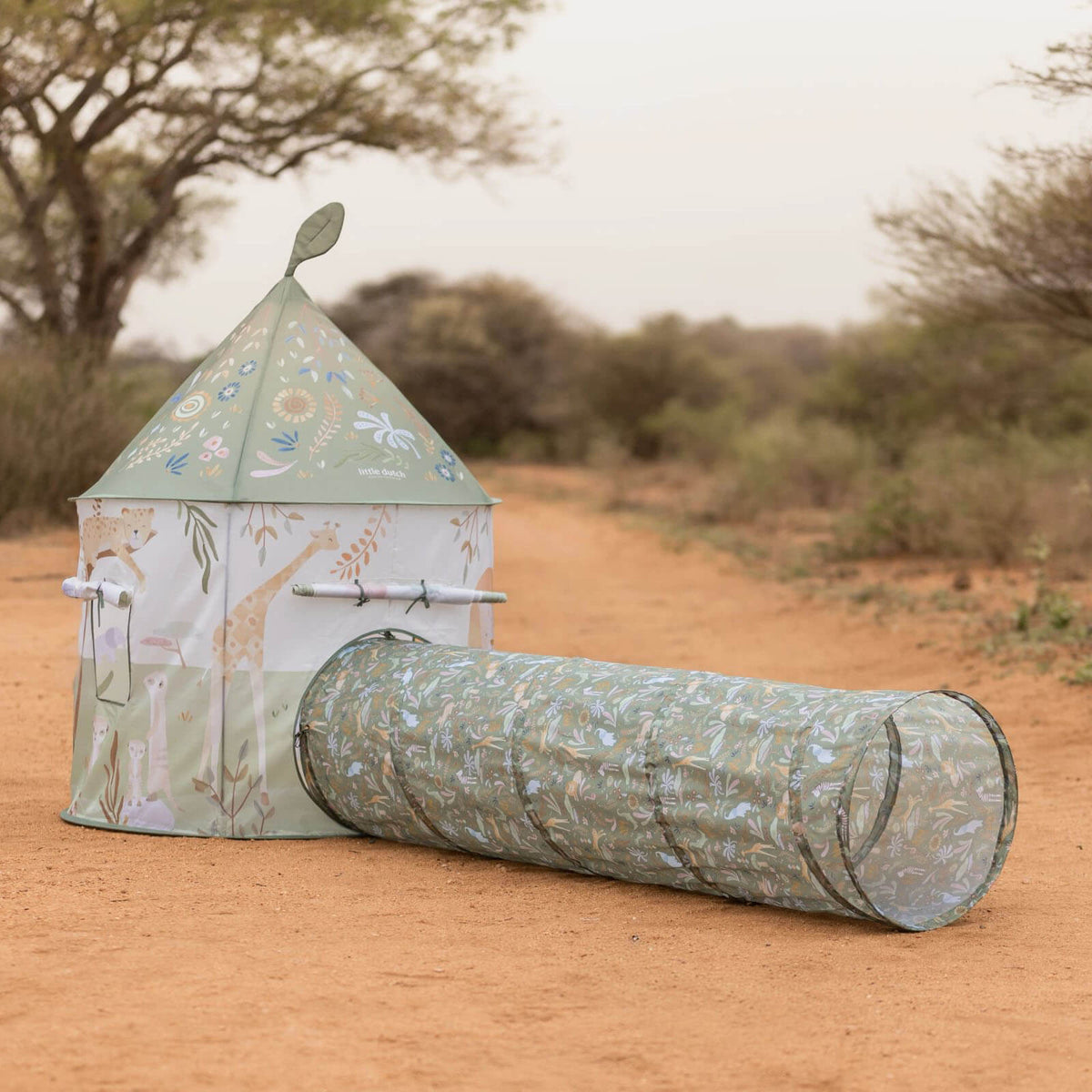 Tent With Play Tunnel - Safari Friends