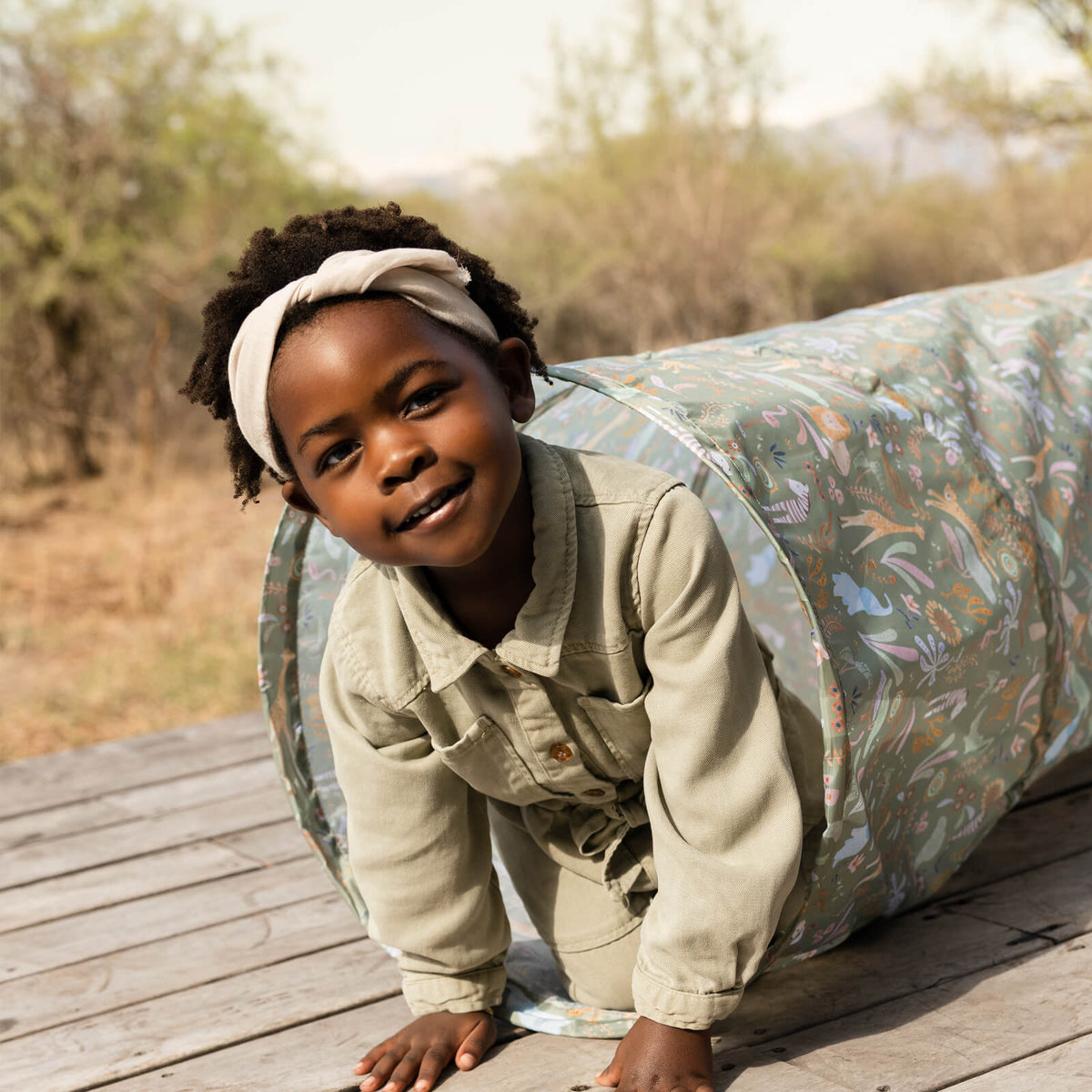 Tent With Play Tunnel - Safari Friends