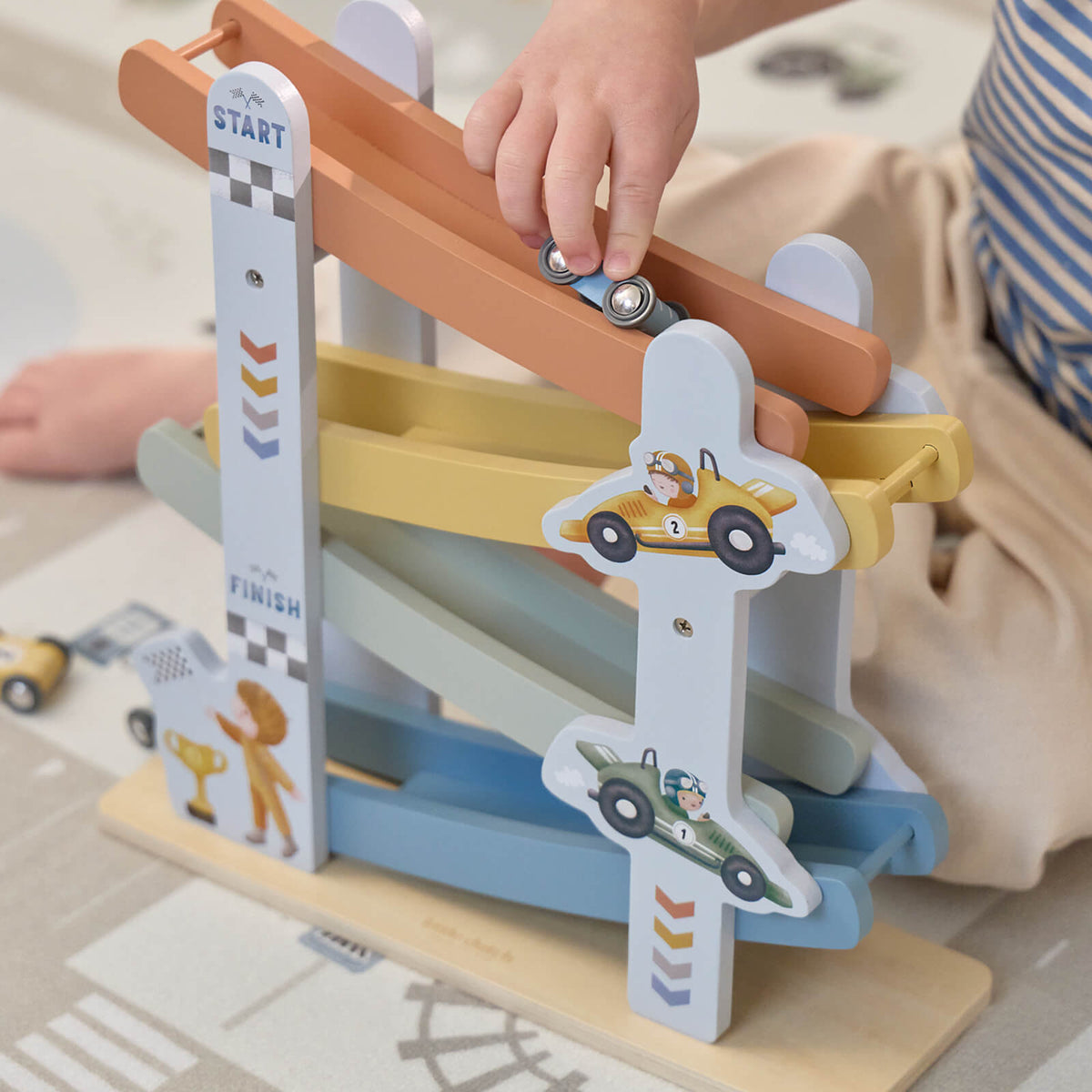 Ramp Racer - Racing Cars