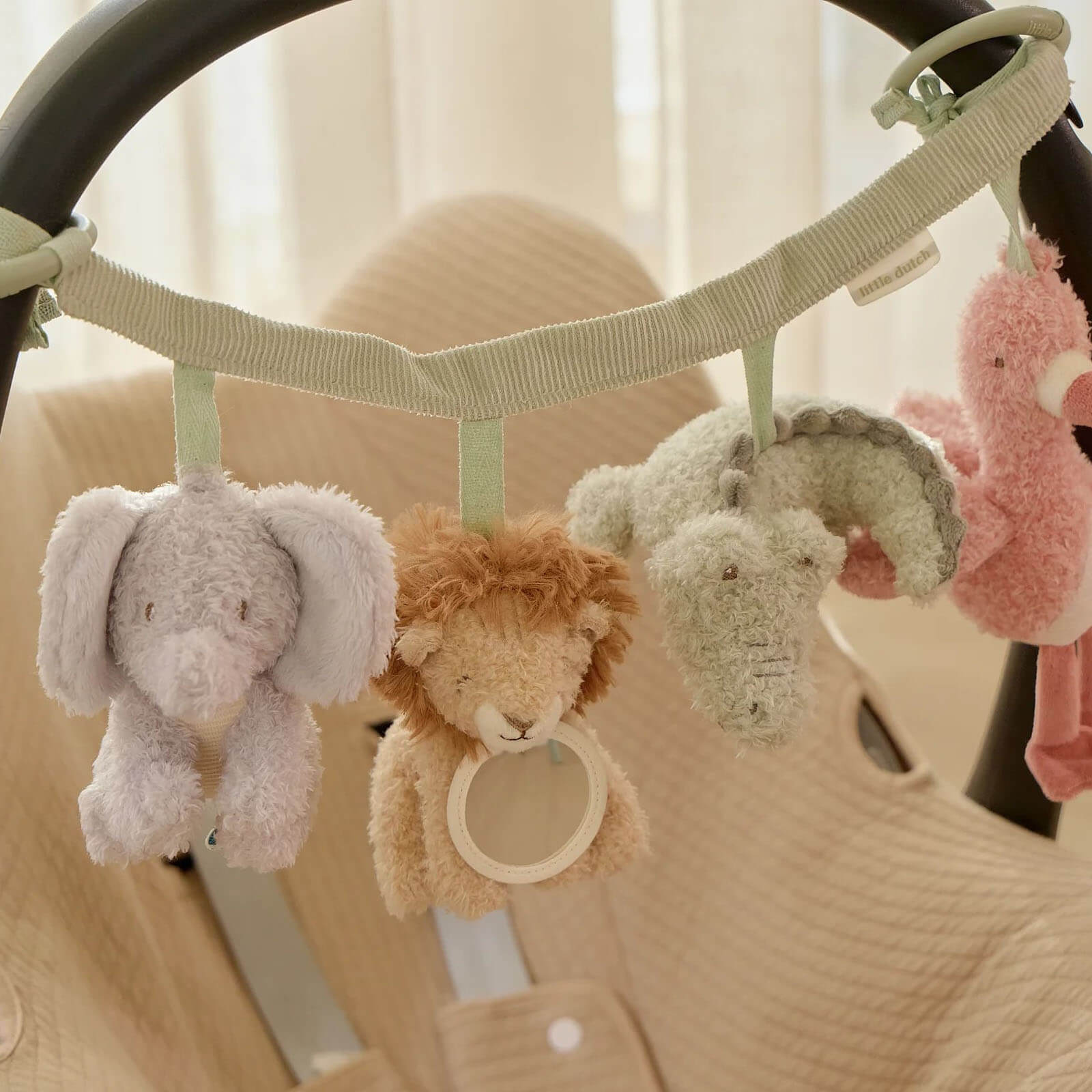 Activity Toy Chain - Safari Friends
