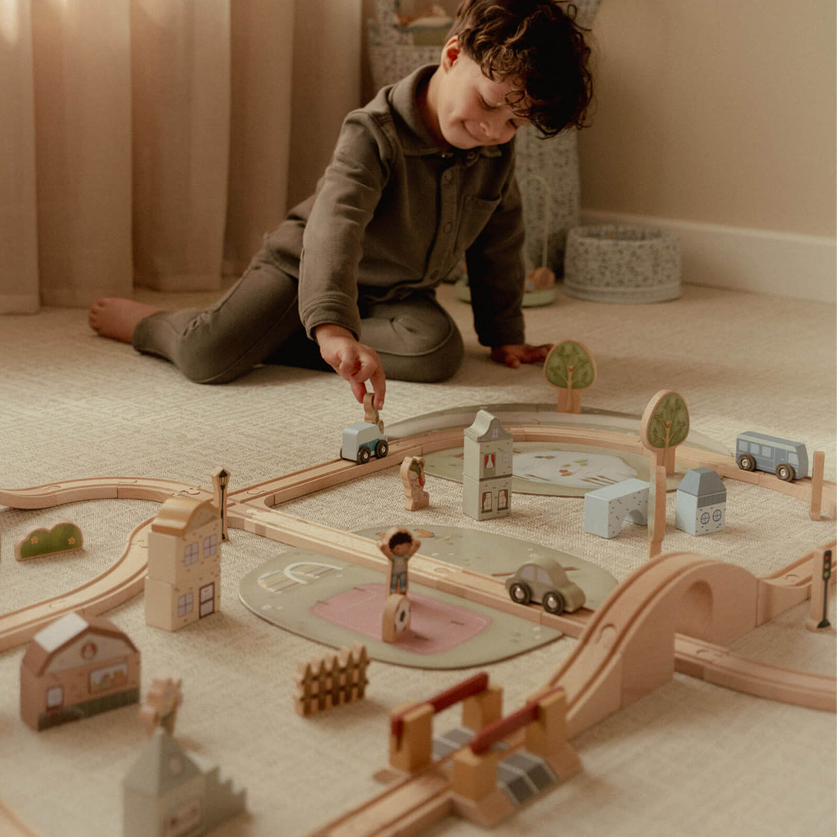 Wooden Railway Train Set - 113 Pieces