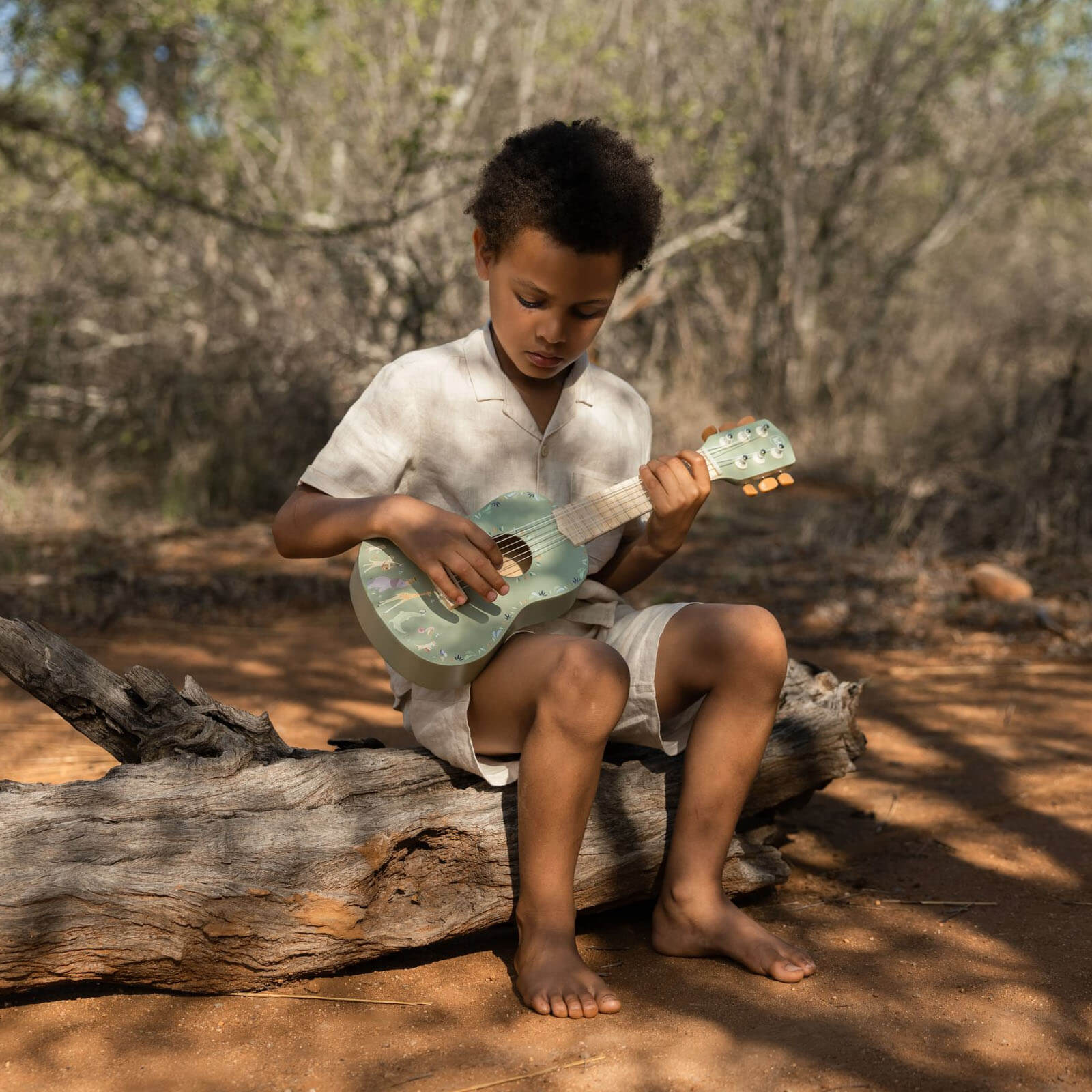 Wooden Guitar - Green - Safari Friends