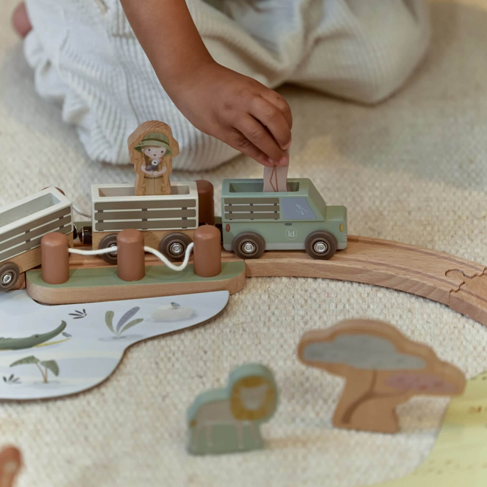 Wooden Train Set - Safari Friends
