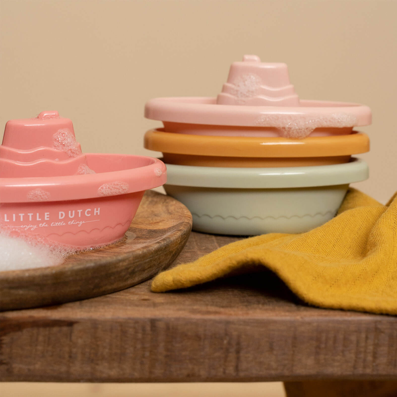 Stackable Bath Boats Pink