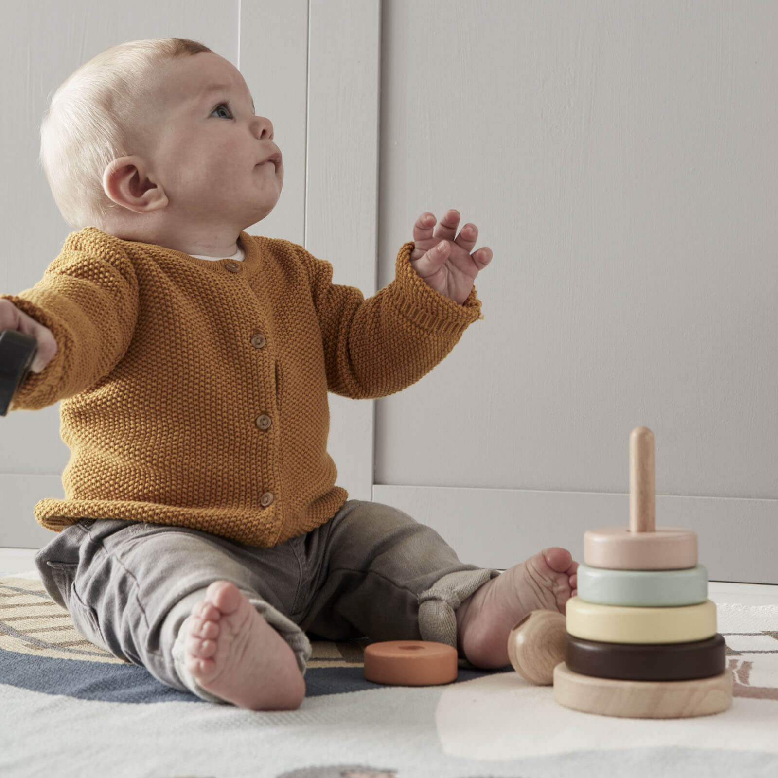 Neo Wooden Stacking Ring