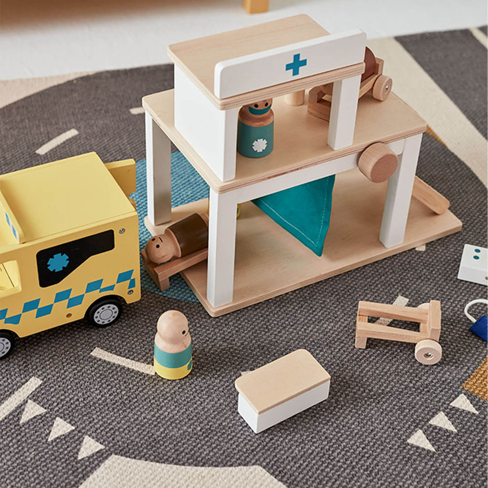 Aiden Wooden Hospital Set