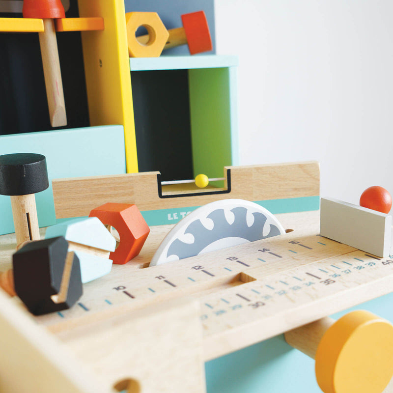 Alexs Work Bench