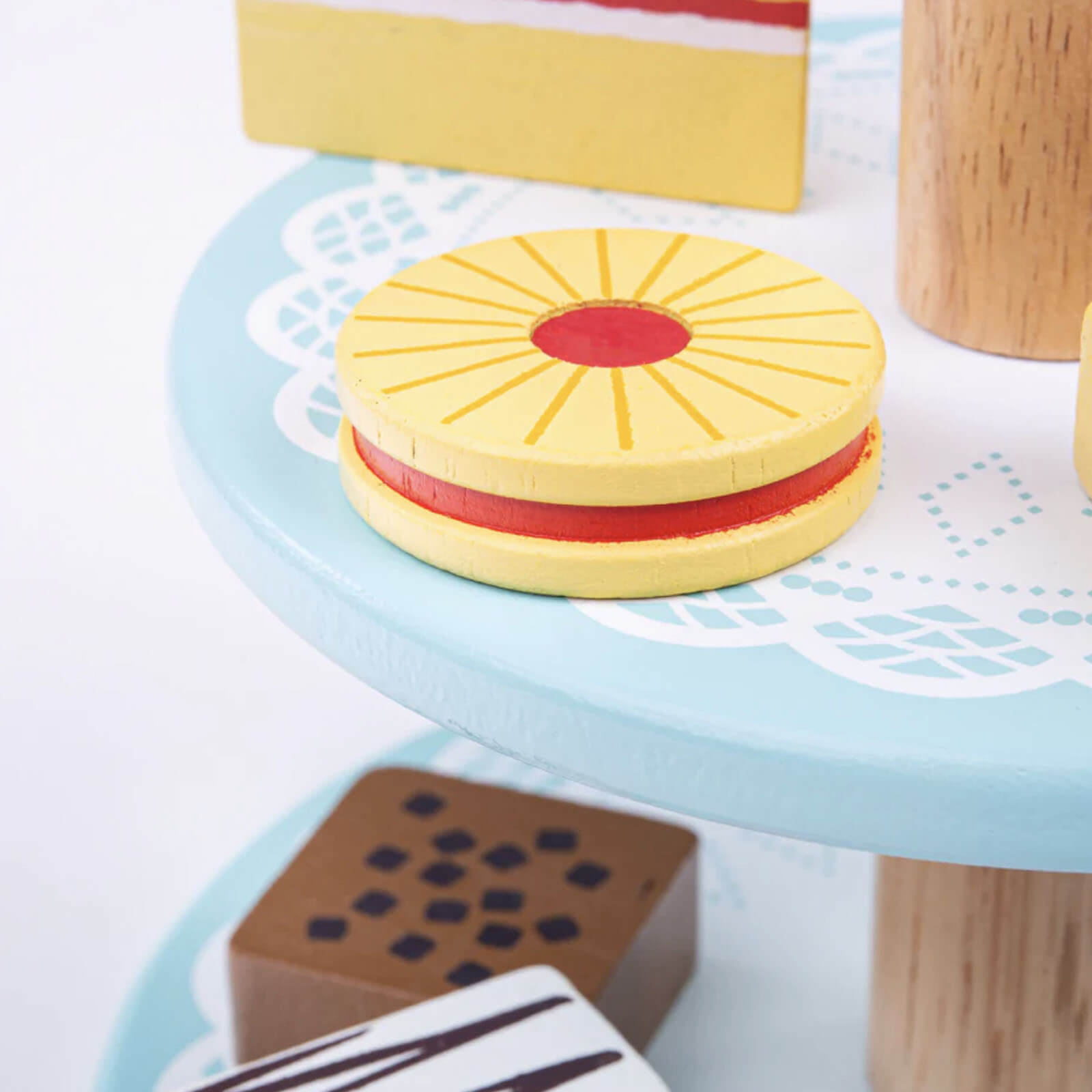 Cake stand With 9 cakes