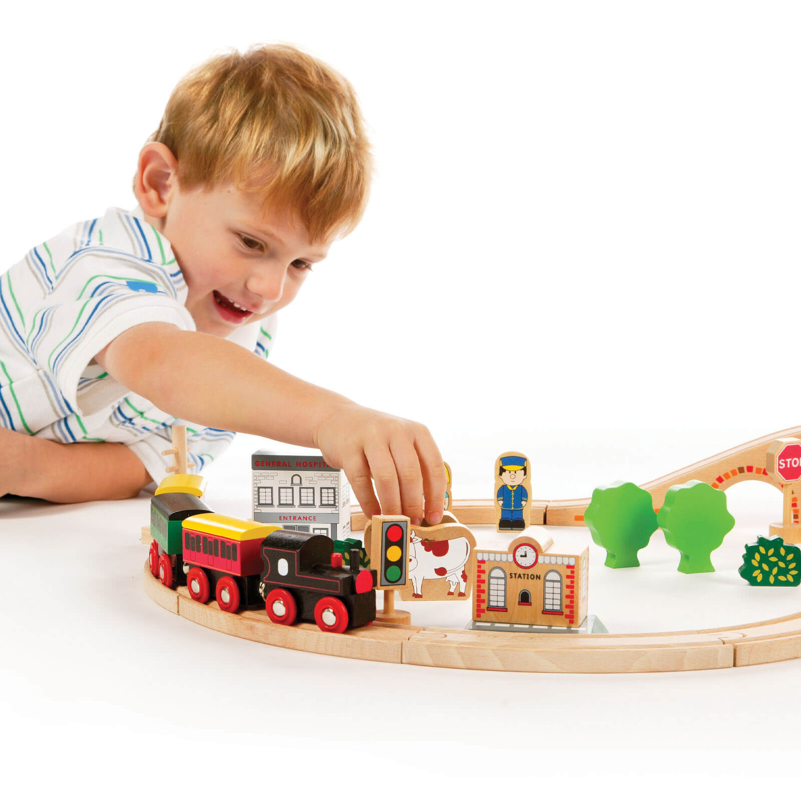 Wooden Classic Train Set - 50 Pieces