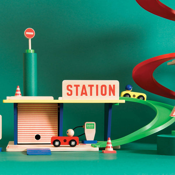 Car Station and Accessories