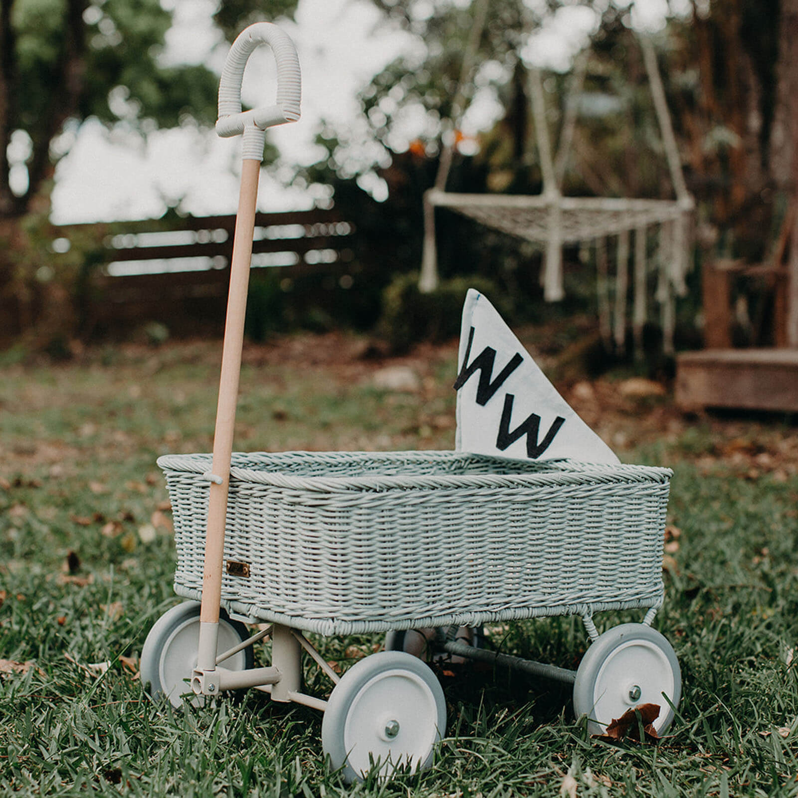 Rattan Wonder Wagon - Vintage Blue