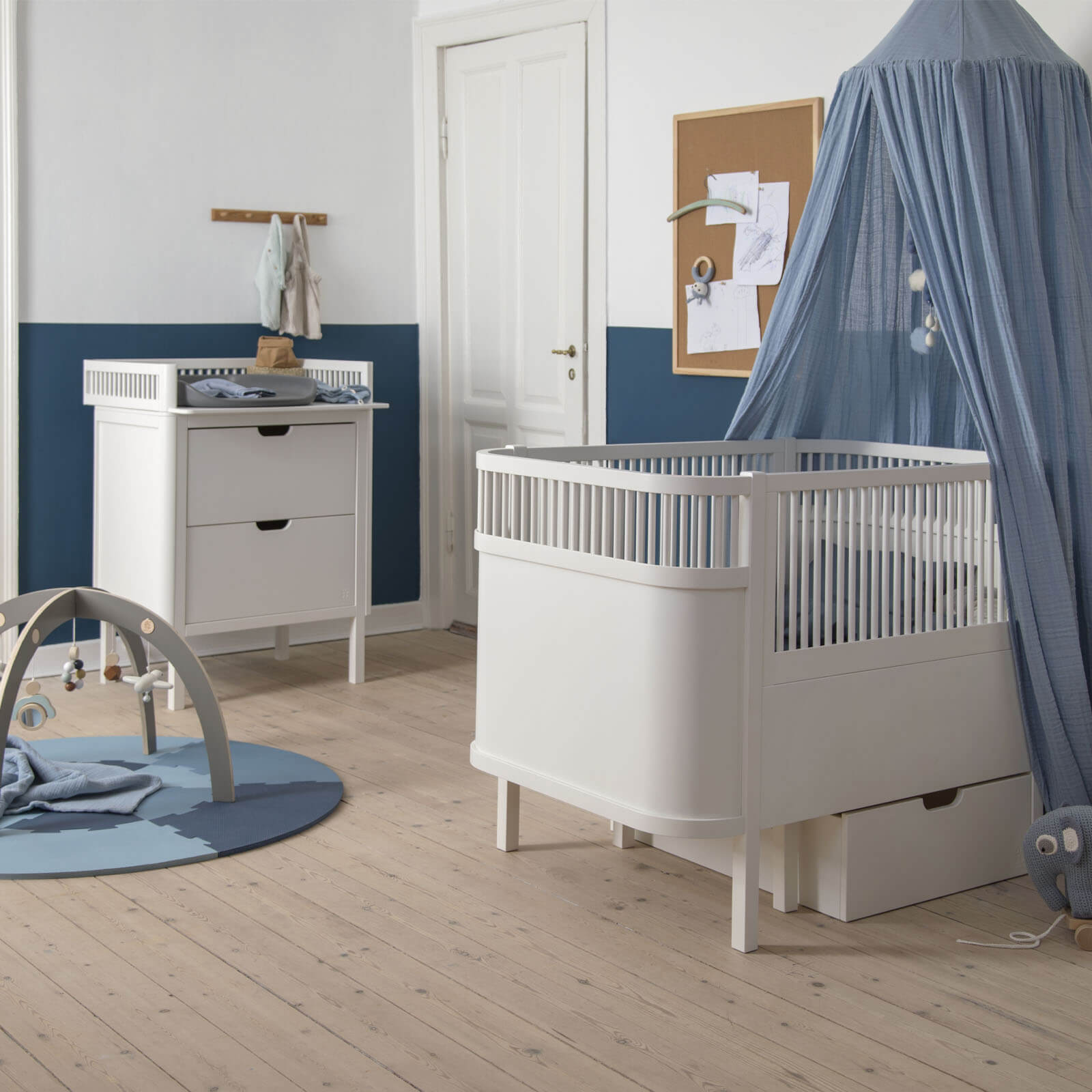 Cot Bed - Classic White